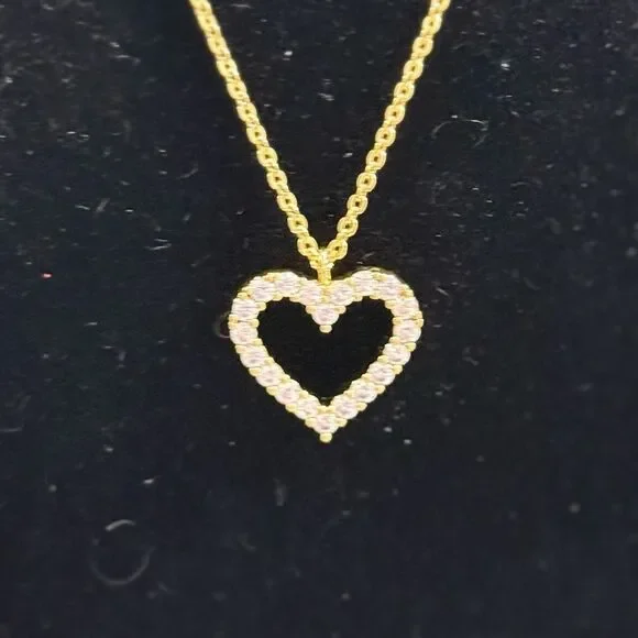 NEW 14 Karat Gold Plated CZ Heart Necklace Gold Heart Pendant Necklace - Picture 6 of 9